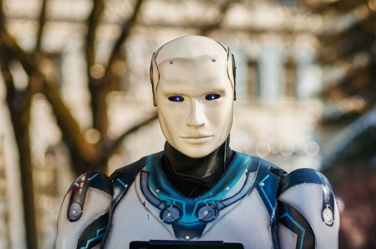AI Agents vs Traditional SaaS: Why the Future Is Autonomous