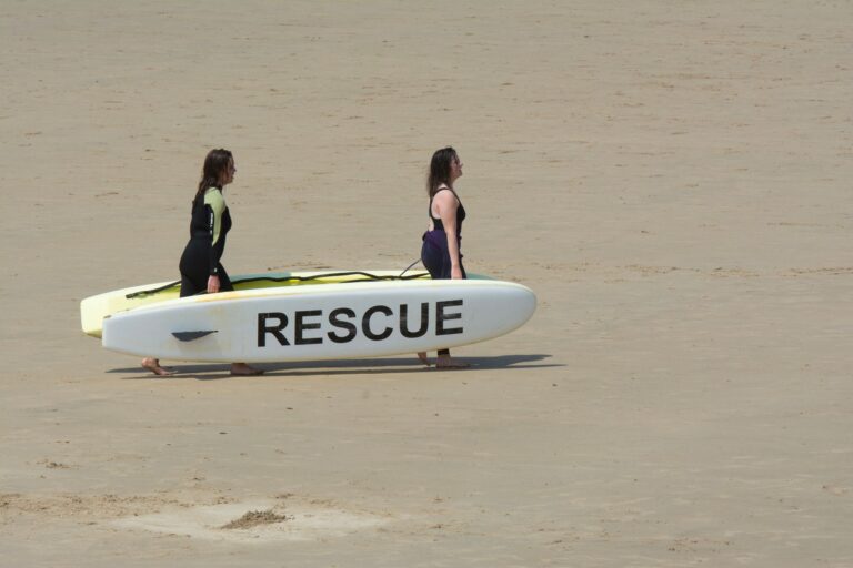 Daily Prompt Pack: Churn Rescue - Win Back At-Risk Customers Before They Leave