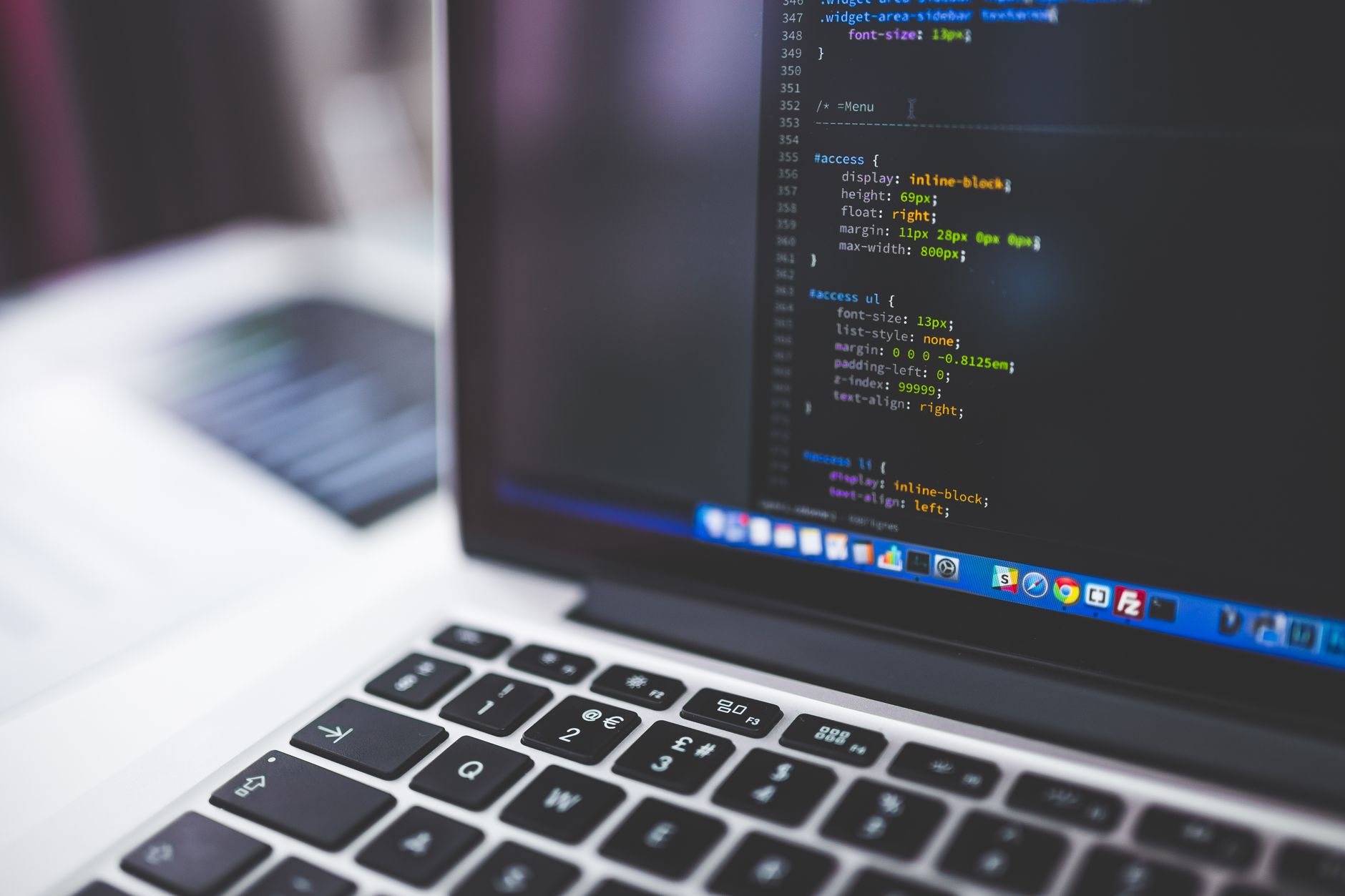 Vercel vs Netlify vs Cloudflare Pages for Founders (2026)