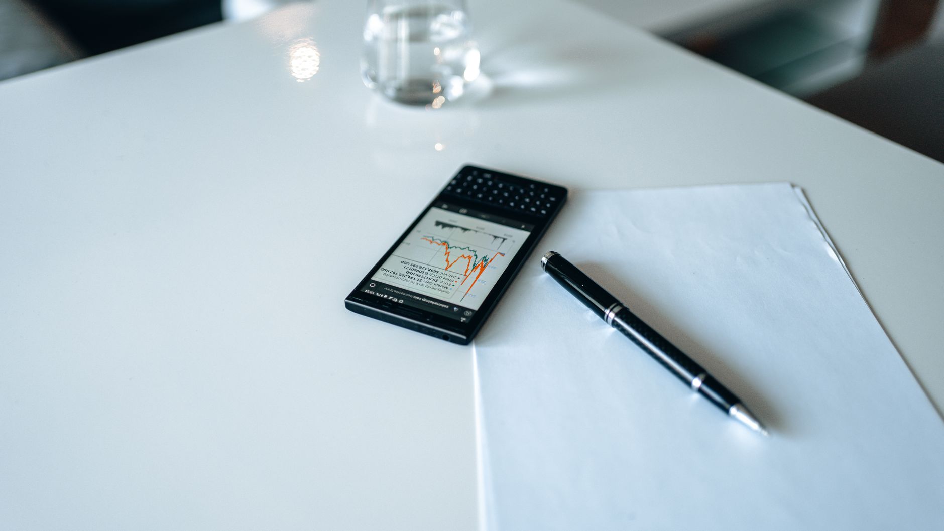 Business phone for solo founders 2026